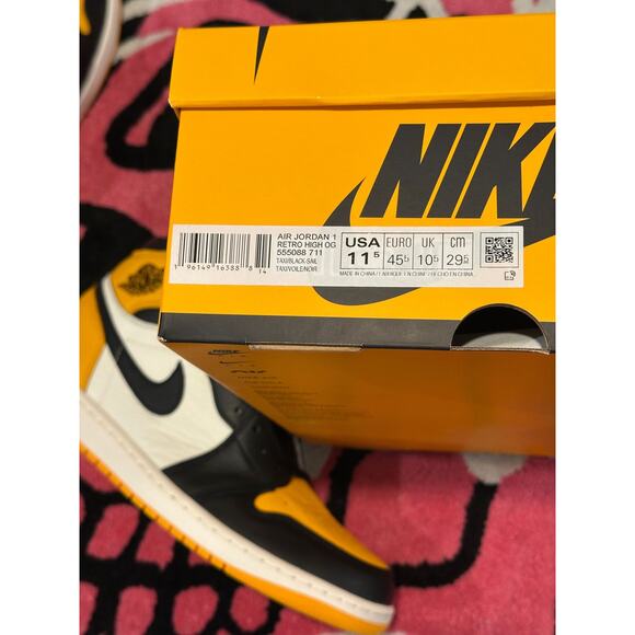 Jordan 1 Retro High OG Taxi - Picture 7 of 7